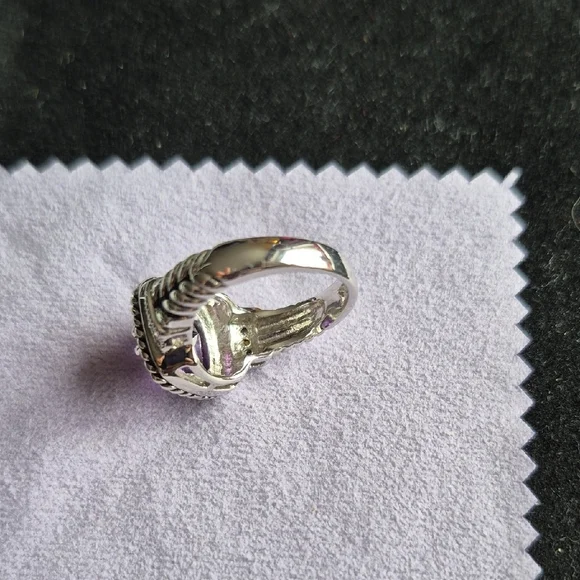 Lia Sophia Elegant Silver Ring with Amethyst Glass Stone (J80) - Picture 4 of 5